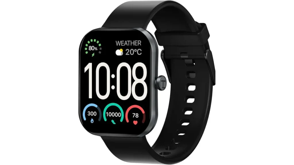Smartwatch Haylou S6 preto visto em perspectiva com pulseira de silicone preta e tela gigante retangular acesa exibindo as horas, previsão do tempo e widgets coloridos de saúde.