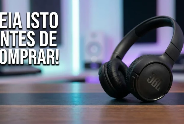 JBL Tune 520BT vale a pena - fone de ouvido Bluetooth JBL sobre mesa de madeira